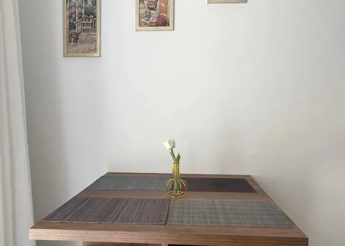 Benashti Aparthotel 3*