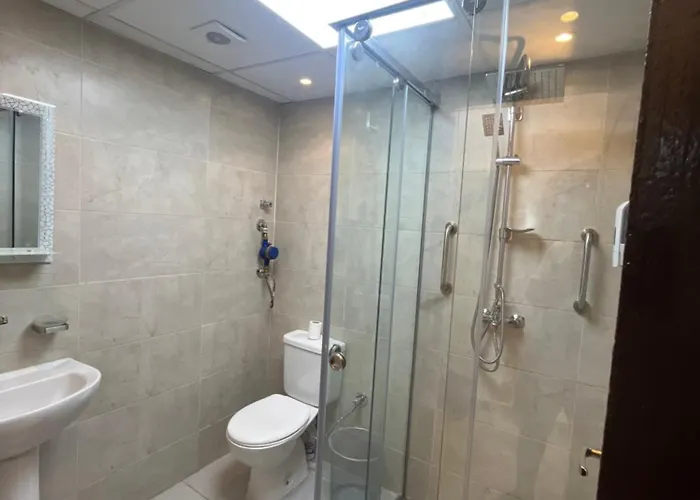Aparthotel Benashti 3*