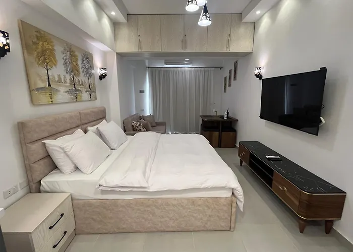 Aparthotel Benashti